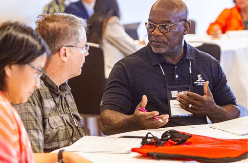 people discussing technology